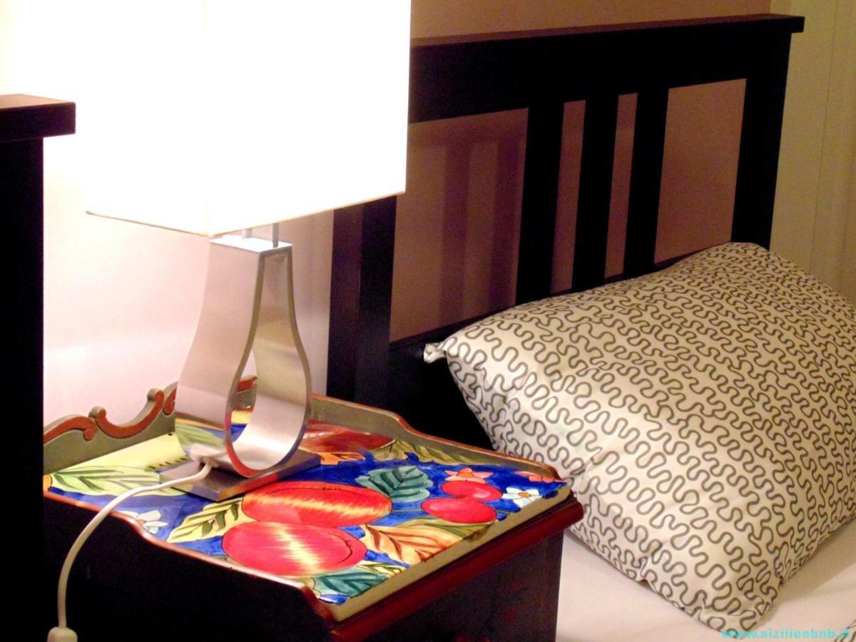 Hotel Sizilien Ragusa Zimmer foto
